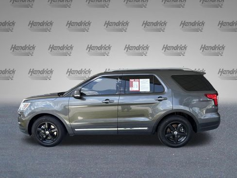 Used 2019 Ford Explorer XLT w/ Equipment Group 202A FWD image 5
