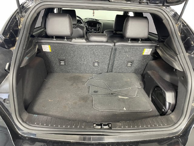 Used 2017 Ford Focus ST w/ Equipment Group 402A FWD image 15
