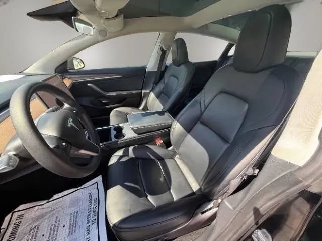 Used 2023 Tesla Model 3 Standard Range RWD image 14