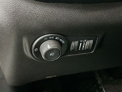 Used 2022 Jeep Compass Trailhawk w/ Trailhawk Elite Group image 17