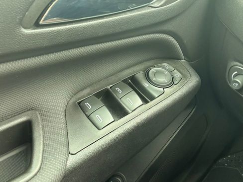 Certified 2023 Chevrolet Equinox RS AWD/4WD image 22