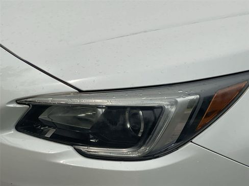 Used 2019 Subaru Outback 2.5i Premium w/ Popular Package #2 AWD/4WD image 9
