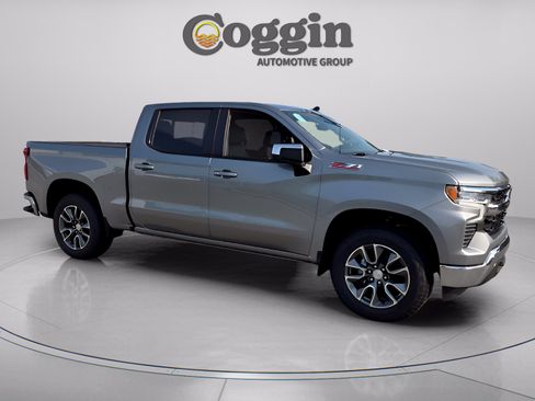 New 2026 Chevrolet Silverado 1500 LT w/ Z71 Off-Road Package AWD/4WD image 7