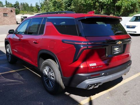 New 2026 Chevrolet Traverse LT w/ LPO, Floor Liner Package image 5