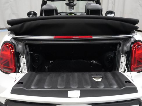 Certified 2024 MINI Cooper S image 22