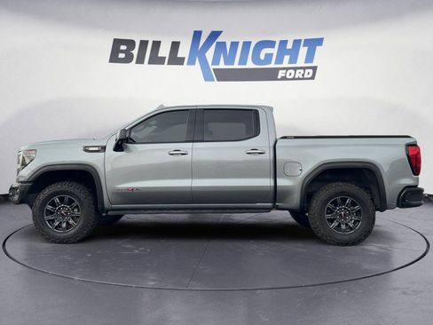Used 2024 GMC Sierra 1500 AT4X image 2