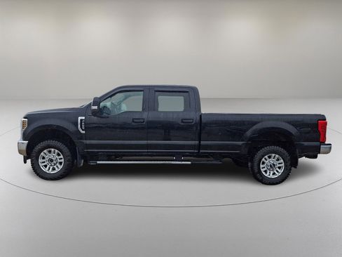 Used 2019 Ford F250 XLT w/ XLT Value Package image 6