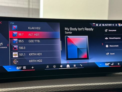 Used 2025 BMW M440i Coupe w/ Shadowloine Package RWD image 19