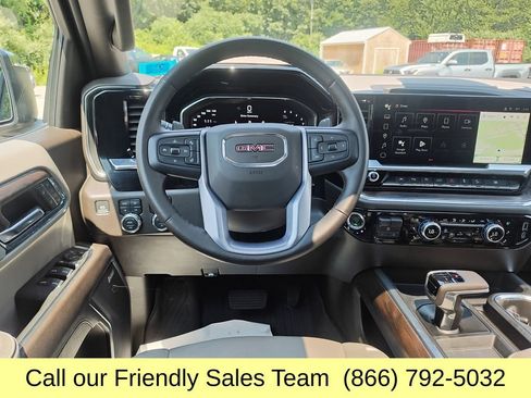 Used 2025 GMC Sierra 1500 SLT w/ SLT Premium Plus Package AWD/4WD image 17