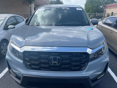 Used 2024 Honda Passport EX-L image 2