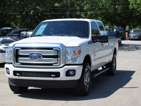 Used 2015 Ford F250 Platinum w/ FX4 Off-Road Package AWD/4WD image 3