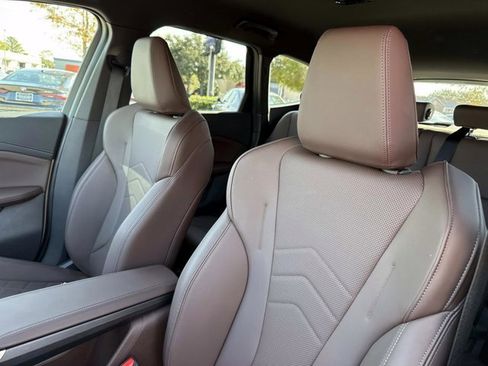 Used 2025 BMW X1 M35i w/ Shadowloine Package image 21