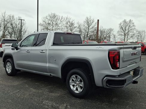 Used 2022 GMC Sierra 1500 SLE image 5
