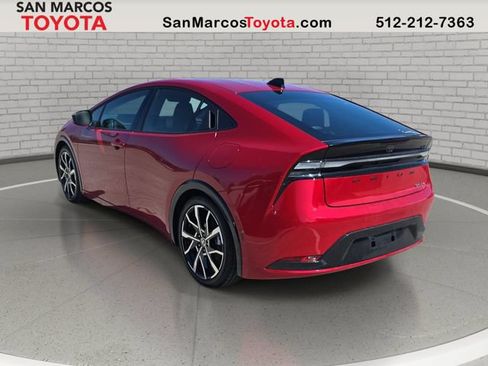 New 2026 Toyota Prius Plug-In Hybrid FWD image 7