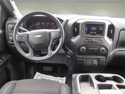 Certified 2025 Chevrolet Silverado 2500 Custom w/ Custom Value Package AWD/4WD image 21