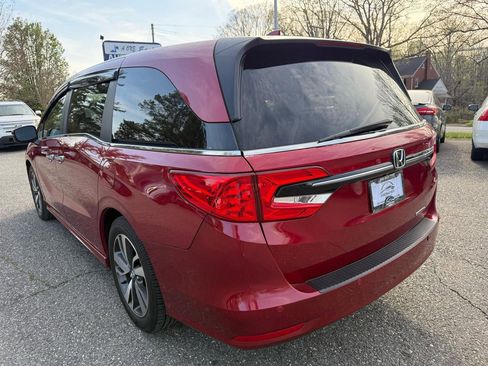 Used 2022 Honda Odyssey Touring image 5