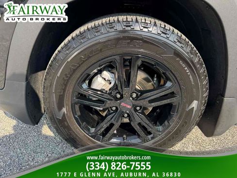 Used 2022 GMC Terrain AT4 w/ Infotainment Package II AWD/4WD image 32