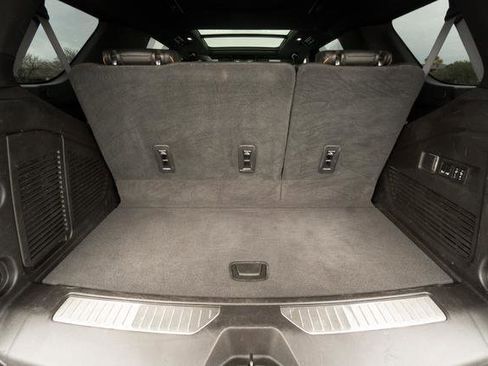 Used 2021 GMC Yukon AT4 w/ AT4 Premium Package image 33