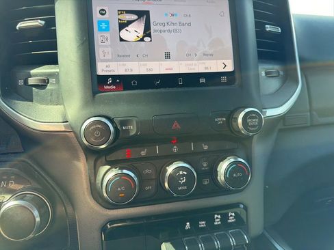 Used 2022 RAM 1500 Big Horn image 10