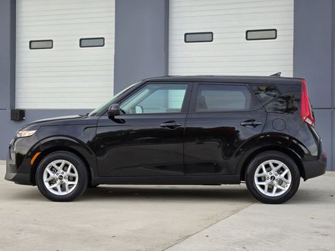 Used 2021 Kia Soul S image 6