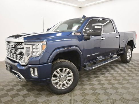 Used 2021 GMC Sierra 2500 Denali w/ Denali Ultimate Package image 2