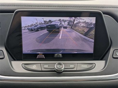 Used 2020 Chevrolet Blazer LT image 22