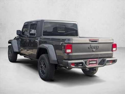 New 2026 Jeep Gladiator Sport image 9