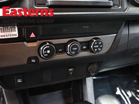 Used 2019 Toyota Tacoma SR RWD image 19