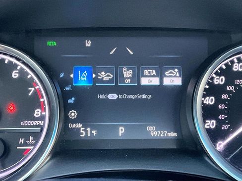 Certified 2018 Toyota Camry XLE image 2