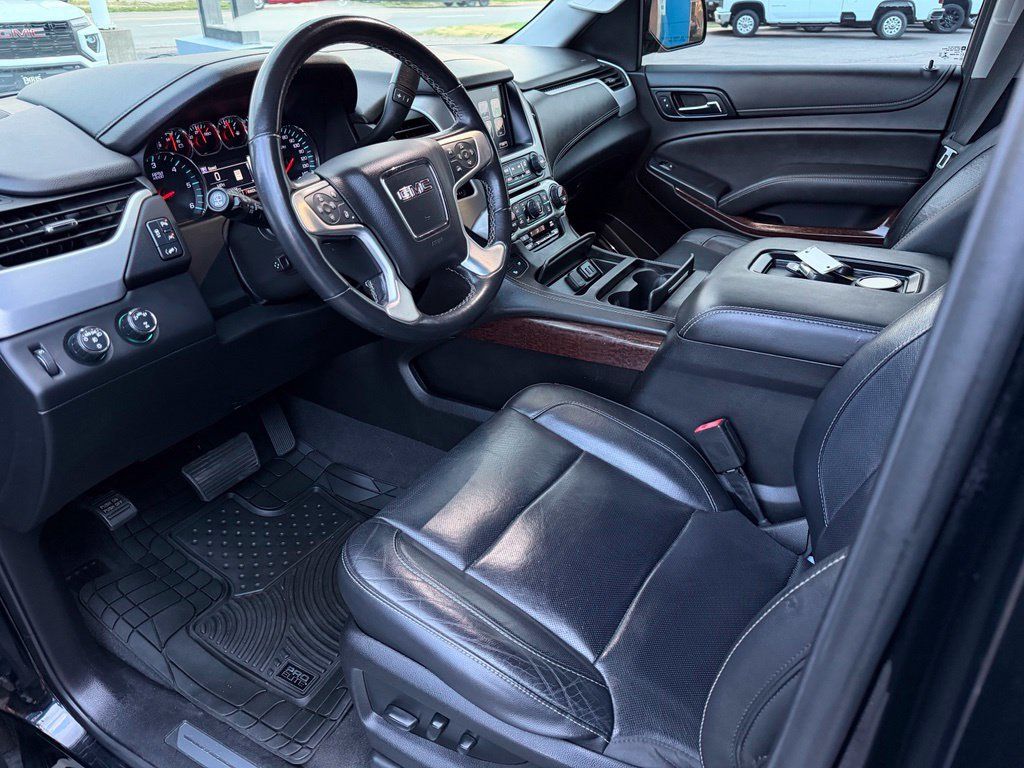 Used 2020 GMC Yukon SLT w/ Open Road Package AWD/4WD image 11