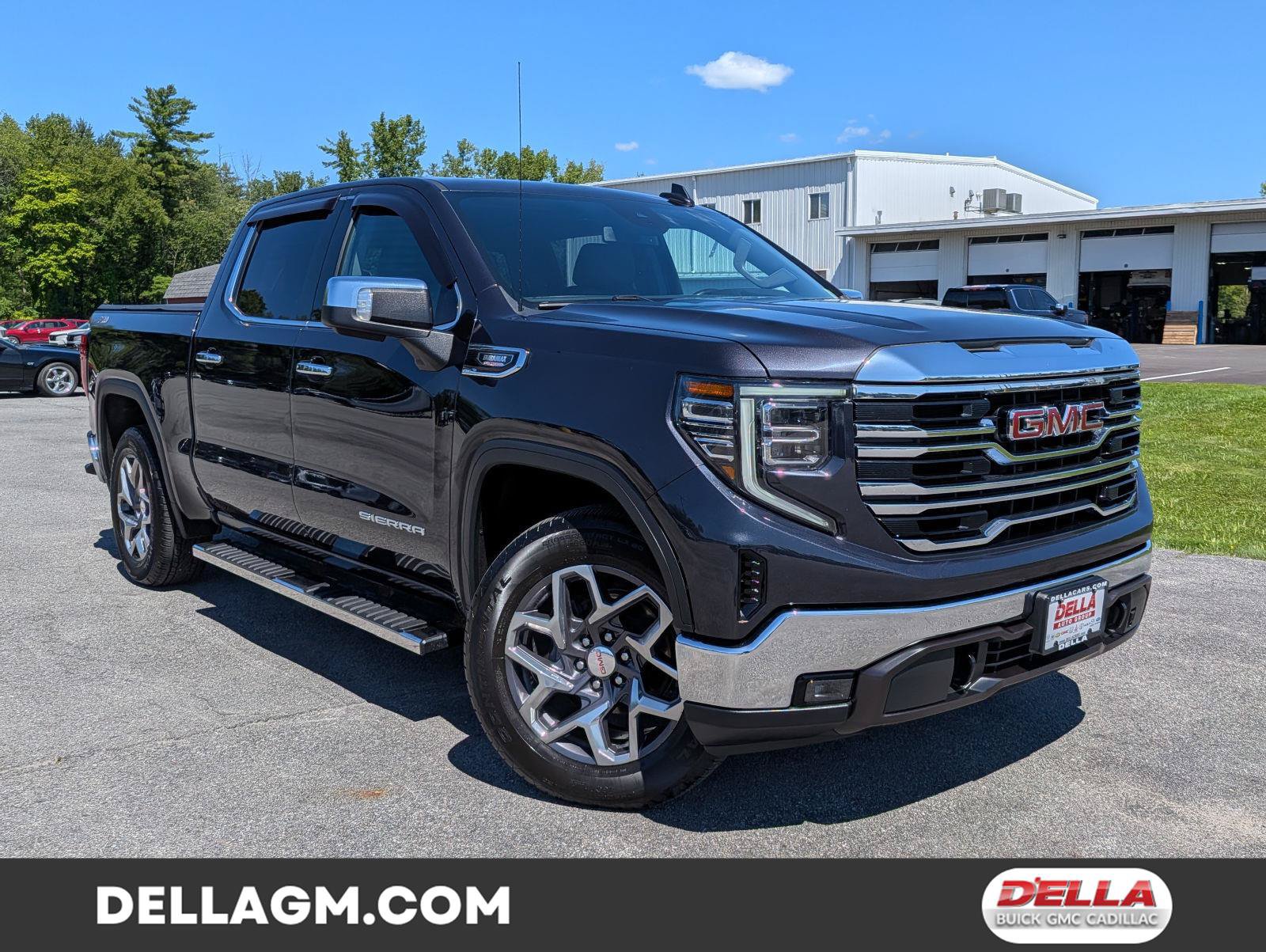 Used 2023 GMC Sierra 1500 SLT w/ SLT Convenience Package AWD/4WD image 1