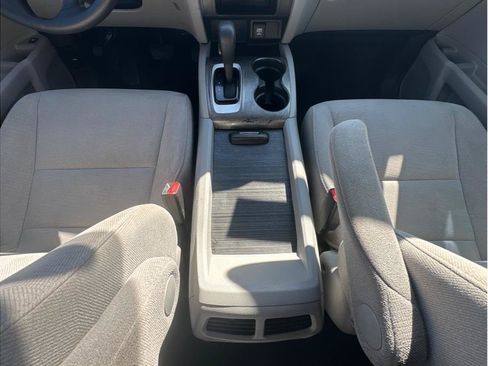 Used 2017 Honda Pilot LX image 18