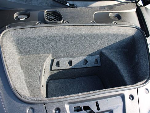 Used 2010 Audi R8 V10 image 39