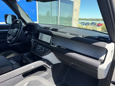 Used 2021 Land Rover Defender 110 S image 16