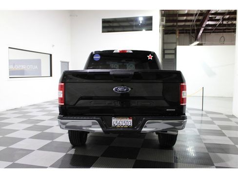 Used 2020 Ford F150 XLT image 5