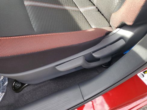 New 2025 Nissan Versa SR w/ Trunk Package image 18