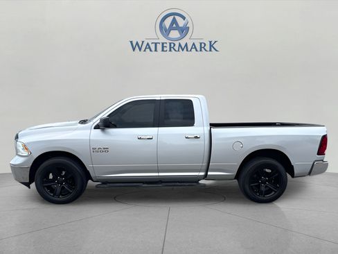 Used 2016 RAM 1500 Classic SLT AWD/4WD image 2