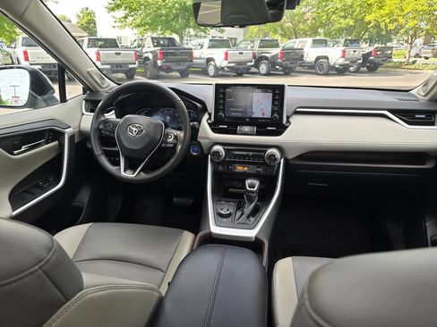 Used 2021 Toyota RAV4 Limited AWD/4WD image 14