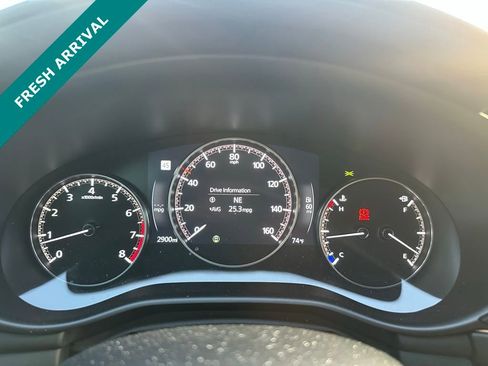 Used 2025 MAZDA MAZDA3 2.5 S Hatchback w/ Premium Pkg image 11