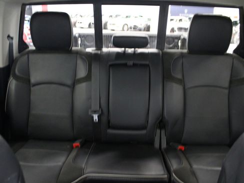 Used 2024 RAM 2500 Laramie image 39