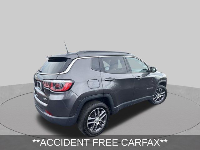 Used 2019 Jeep Compass Latitude w/ Cold Weather Group AWD/4WD image 4