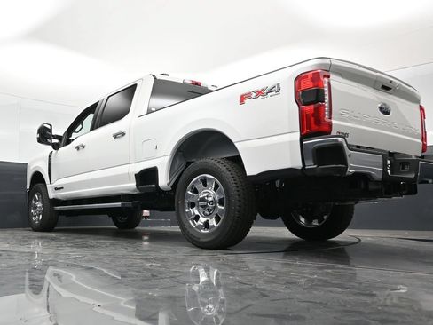 New 2026 Ford F250 Lariat w/ Lariat Premium Package AWD/4WD image 59