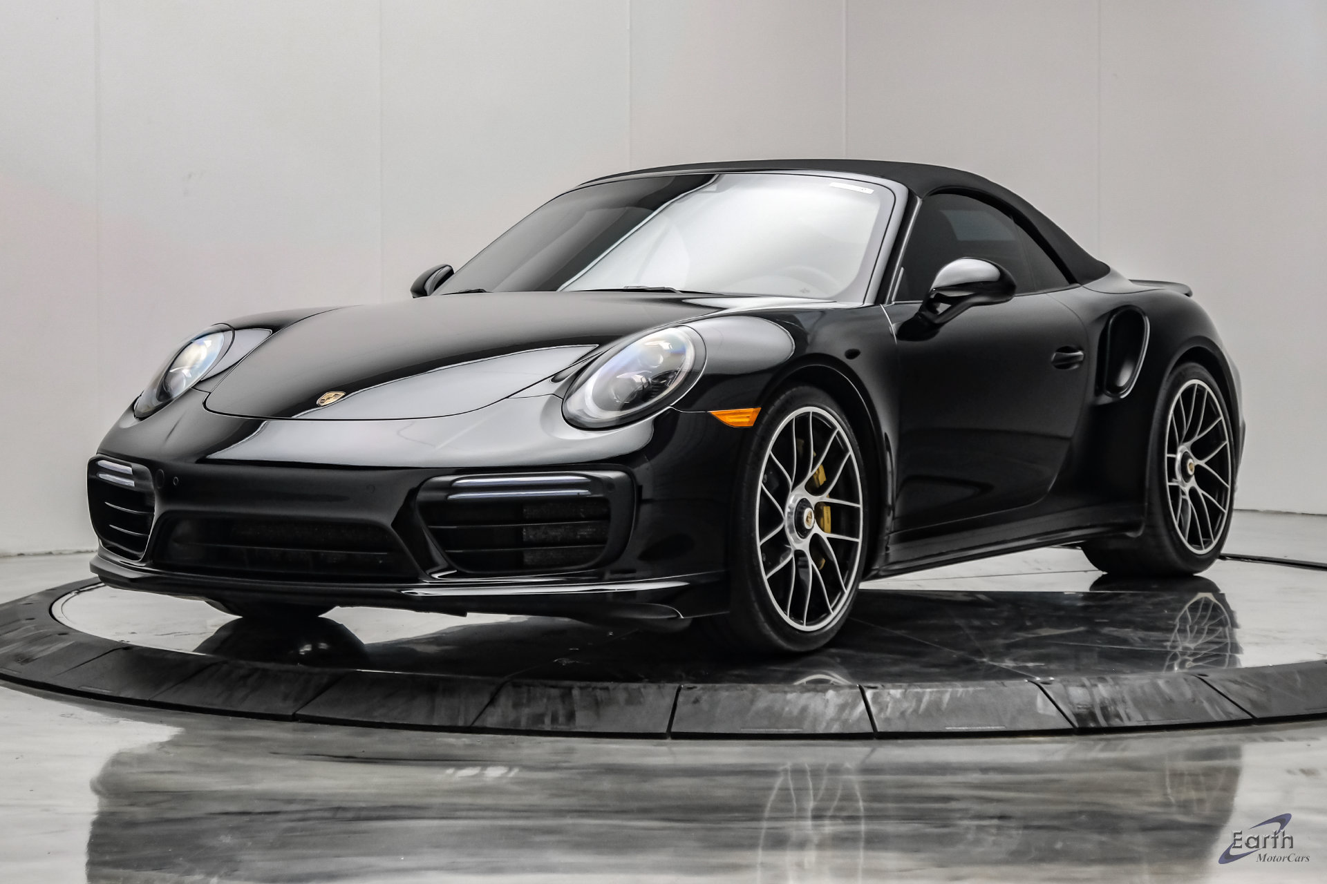 Used 2019 Porsche 911 Turbo S AWD/4WD image 5