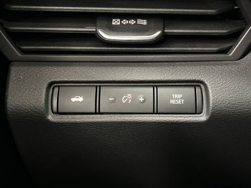 Used 2024 Nissan Altima 2.5 SR w/ SR Premium Package image 25