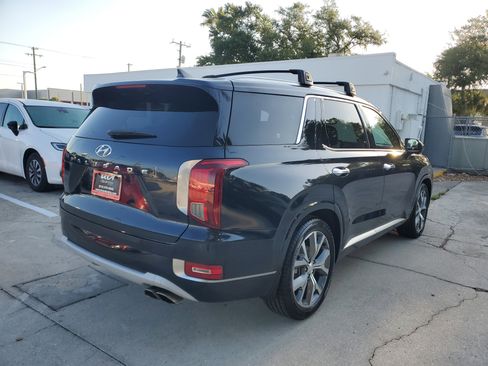 Used 2021 Hyundai Palisade Limited w/ Cargo Package image 3