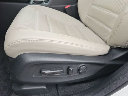 Used 2023 Honda CR-V EX-L image 17