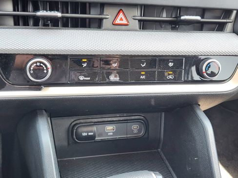 Used 2024 Kia Sportage LX FWD image 20
