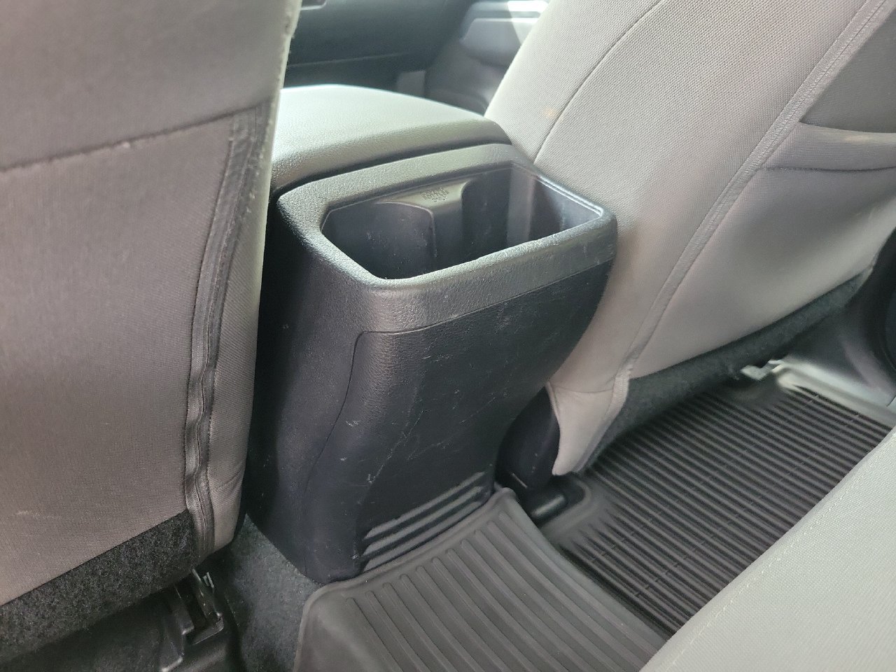Used 2022 Toyota Tacoma SR AWD/4WD image 12