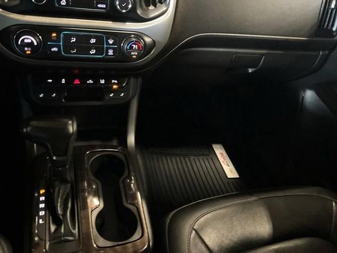 Used 2019 GMC Canyon SLT w/ Driver Alert Package AWD/4WD image 19
