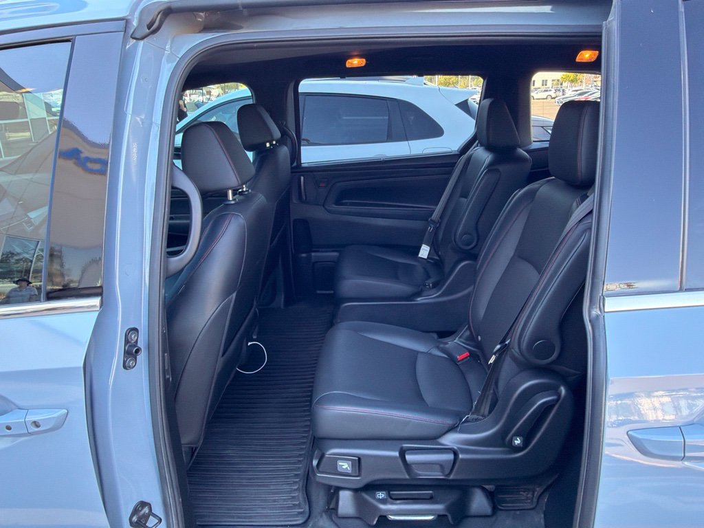 Certified 2023 Honda Odyssey Sport image 13